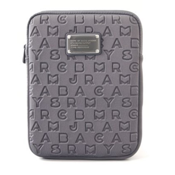 Marc Jacobs Tablet electronics Case bag in soft gray Dreamy Neoprene logo NWT - Picture 2 of 12